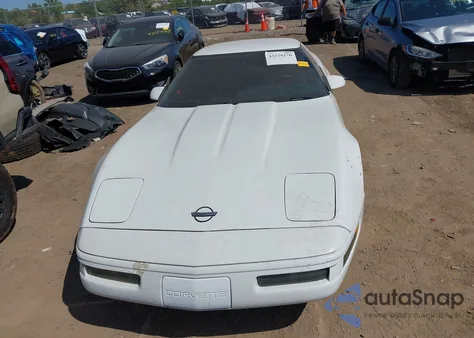 1996 Chevrolet Corvette из США, поврежденный, VIN 1G1YY32P8T5114447